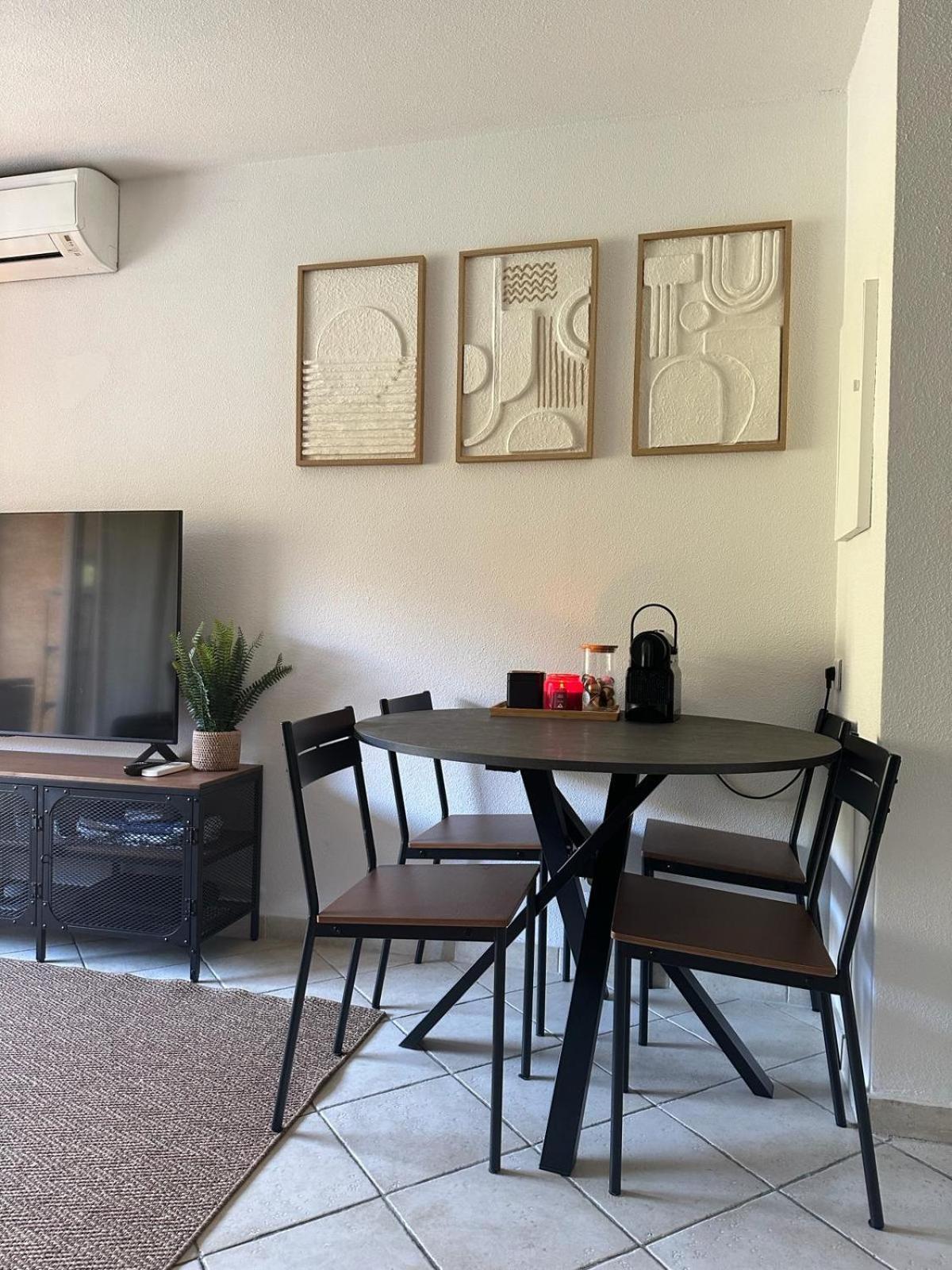 Appartement Residence Santa Barbara Avec Piscine Et A 750M De La Plage Cavalaire-sur-Mer Εξωτερικό φωτογραφία