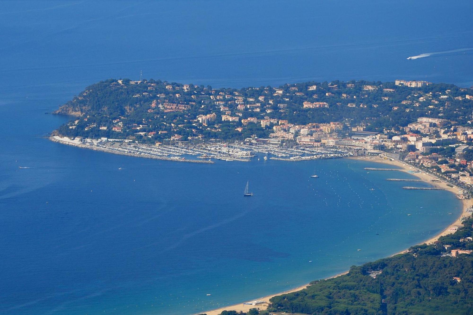 Appartement Residence Santa Barbara Avec Piscine Et A 750M De La Plage Cavalaire-sur-Mer Εξωτερικό φωτογραφία