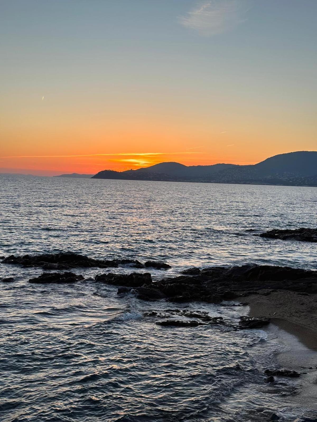 Appartement Residence Santa Barbara Avec Piscine Et A 750M De La Plage Cavalaire-sur-Mer Εξωτερικό φωτογραφία