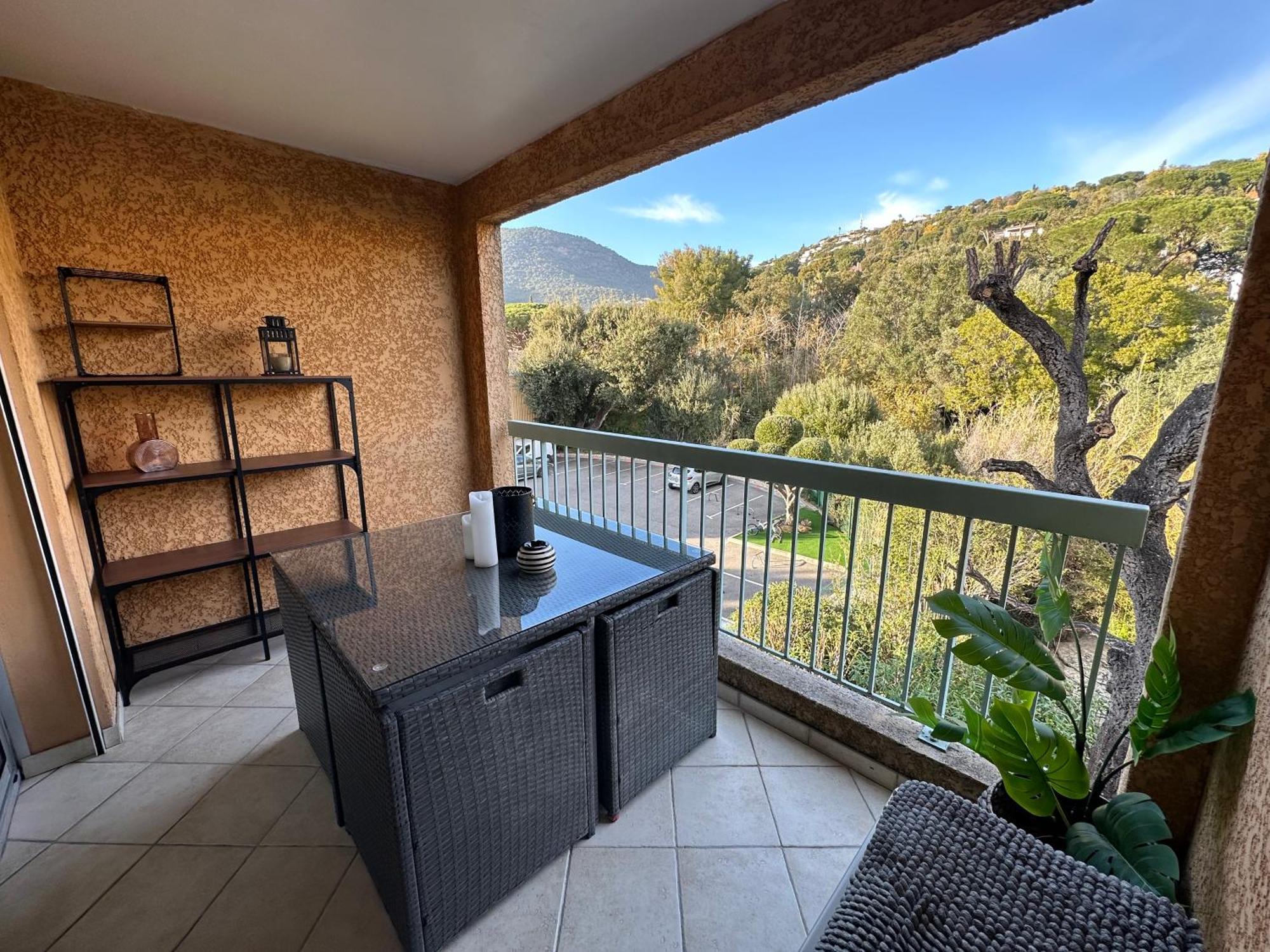 Appartement Residence Santa Barbara Avec Piscine Et A 750M De La Plage Cavalaire-sur-Mer Εξωτερικό φωτογραφία